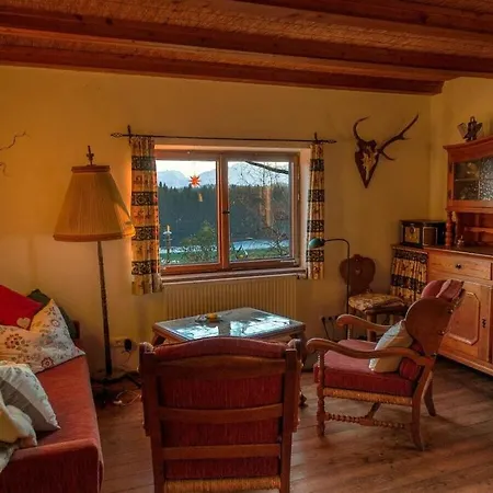 Jagdhaus Nantesbuch Comfortable Tatil Evi *