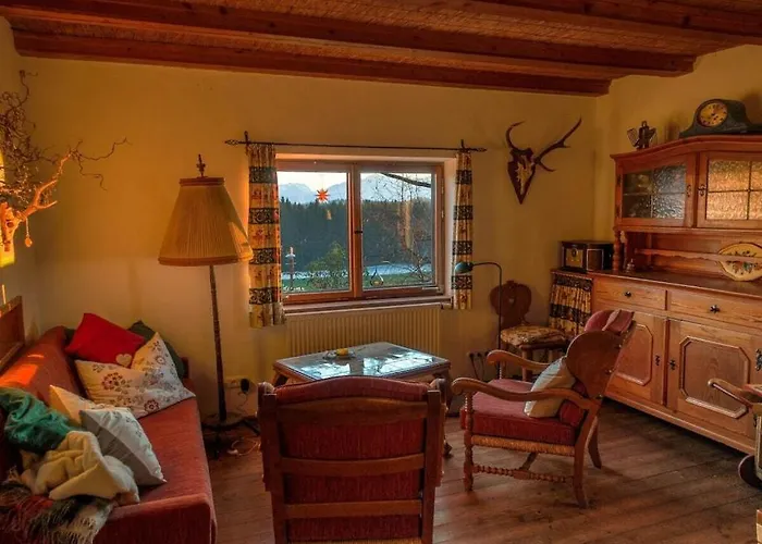 Jagdhaus Nantesbuch Comfortable Tatil Evi *